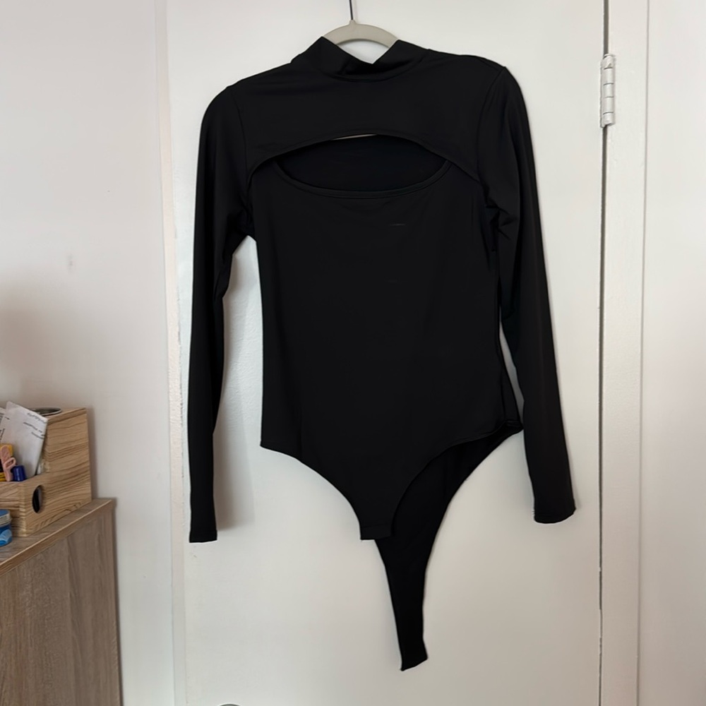 Bodysuit with cutout